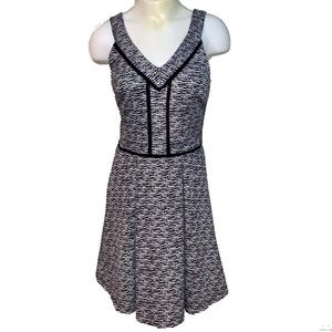 Mossimo A line V-neck pleat dress